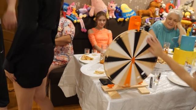 VLOG День Рождения Насти 22 года смотреть онлайн