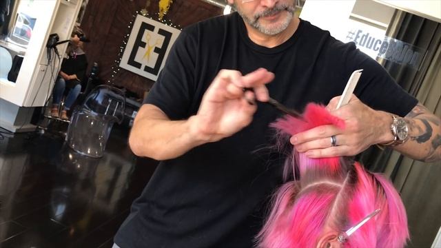 Undercut textured BOB смотреть онлайн