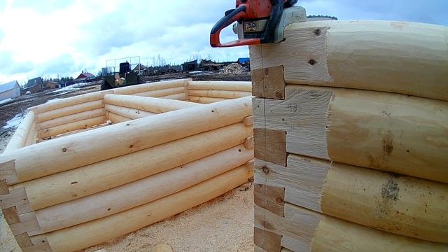 Рубим сруб бани в лапу смотреть онлайн