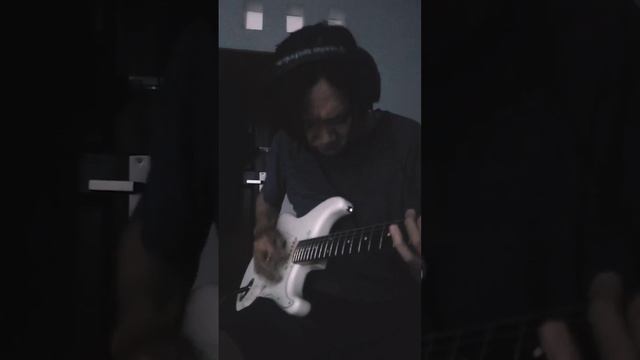 Stompin' Blues #bluesguitar #stratocaster #stevierayvaughan #guitarlesson #guitarra смотреть онлайн