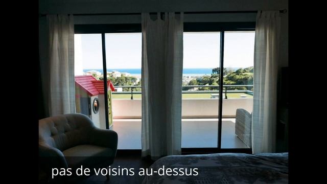 Vente Duplex vue mer à Saint Laurent du Var 06700 смотреть онлайн