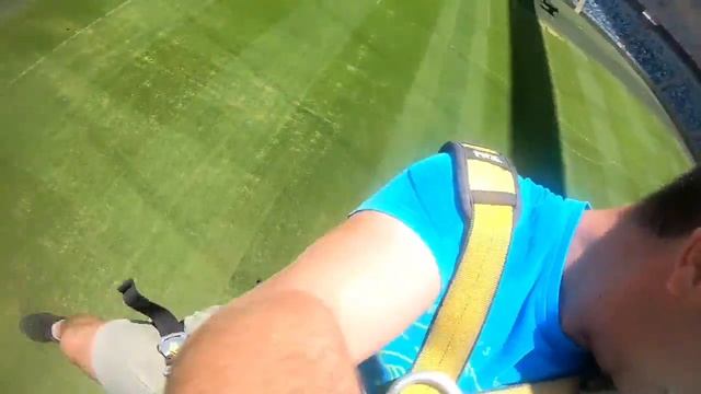 Moses Mabhida Stadium Swing смотреть онлайн