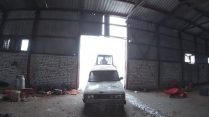 ВСКРЫЛИ ЗАБРОШЕННЫЙ ГАРАЖ, А ТАМ...