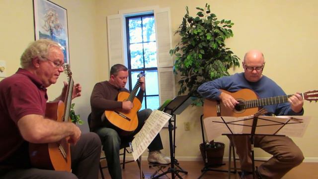 Suncoast Guitar Trio plays Hindemith's Rondo for 3 Guitars смотреть онлайн