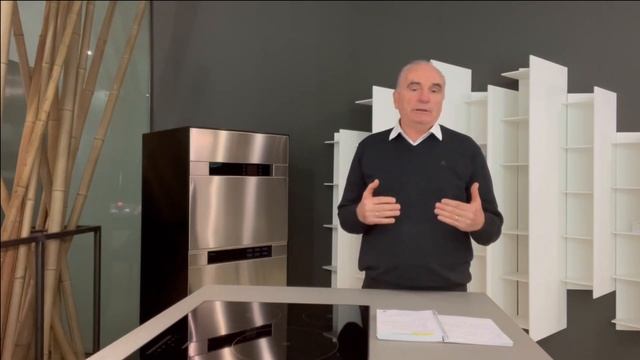 Microonde ad incasso: si o no? смотреть онлайн