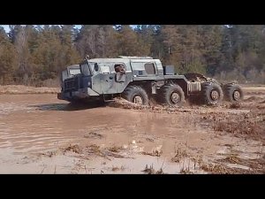 Советские грузовики против Американских!!! Кто проходимее на бездорожье