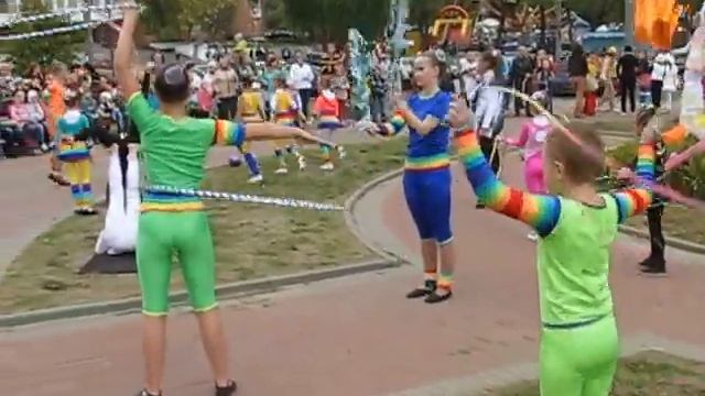 Город детства. Цирковая студия "ШарЛен" г.Минск смотреть онлайн