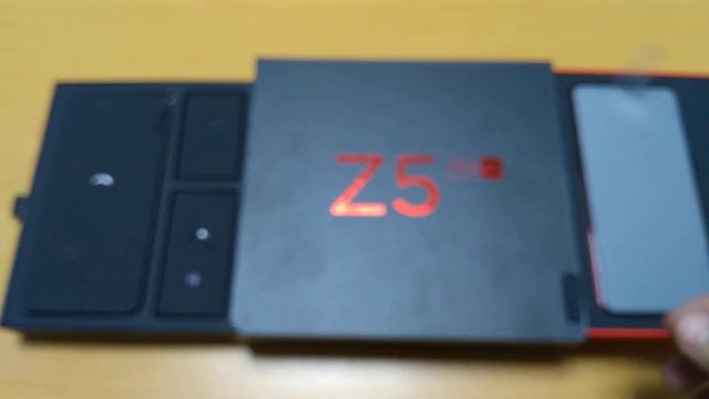 Распаковка LENOVO Z5 PRO GT 855 EDITION смотреть онлайн