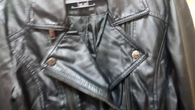 ура!!! МЫ в секонд-хенде# Вещи на вес 650р./кг смотреть онлайн