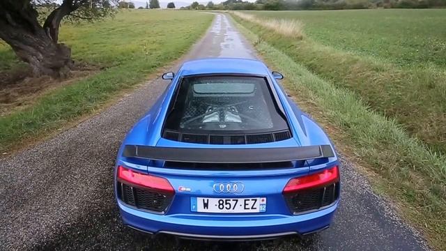 Donut with Audi R8 V10 Plus смотреть онлайн