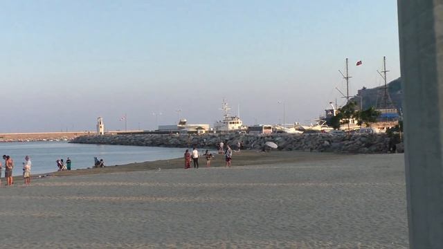 АЛАНЬЯ ПЛЯЖ КЕЙКУБАТ В ЦЕНТРЕ 10 ИЮНЯ 2022 ТУРЦИЯ смотреть онлайн