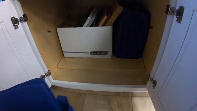 21 Century Stock Cabinets Review (New) смотреть онлайн