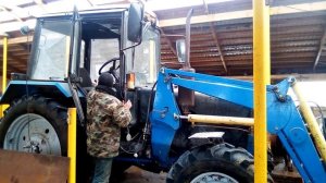 Заводим МТЗ-82.1 с севшим аккумулятором. Лайфхак.