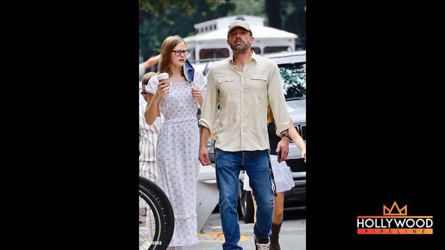 Ben Affleck & JLo with Family in Savannah ahead of Wedding Party смотреть онлайн