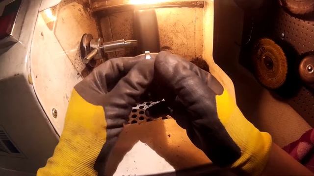 Изготовление обручальных колец из золота и серебра своими руками. Бекстейдж. Стокгольм 2015 смотреть онлайн