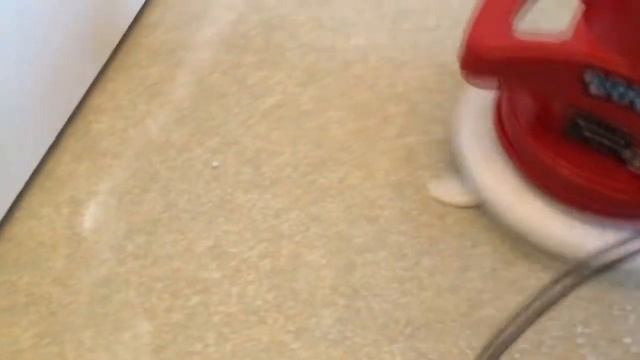 Rénover Un Vieux Sol En Lino à La Polisseuse + Bicarbonate De Soude Nettoyer Taches Rayures Coupure