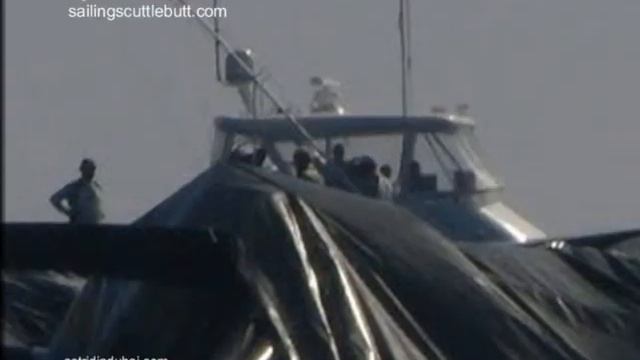 BMW Oracle Racing BOR90 dismasted - 3 Nov 2009 смотреть онлайн