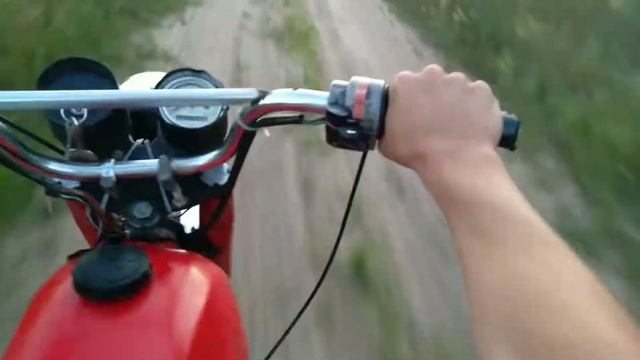 Покатушки по лесу на минском.Упал смотреть онлайн