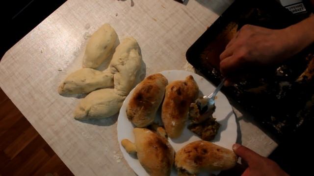 Печем пирожки в маленькой духовке смотреть онлайн