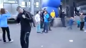 Гопники танцуют!