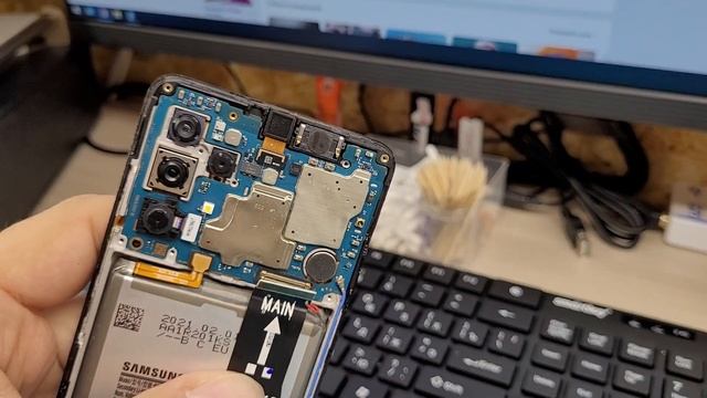 Samsung A32, A40, A51, M31 не заряжается - решение смотреть онлайн