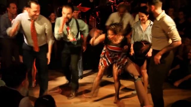 LINDY HOP / SHUFFLE [Best Dance] Зажигательный танец смотреть онлайн