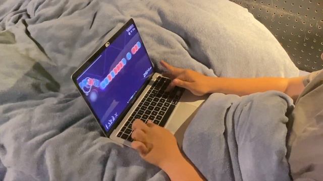 Osu!taiko WITH MACBOOK