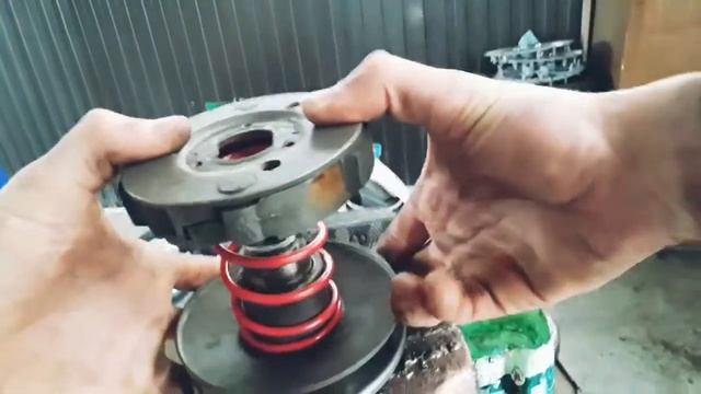 КАК= ПОМЕНЯТЬ ПРУЖИНУ+ СЦЕПЛЕНИЯ НА СУЗУКИ ЛЕТС#fzm#мото#