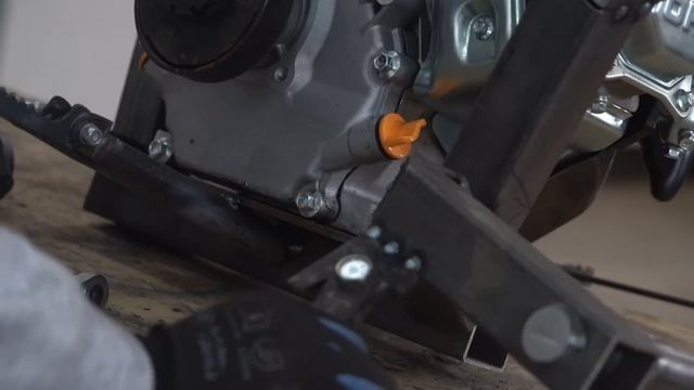 Homemade 200cc Mini MOTORCYCLE Of GOKART TIRES !?