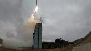 Пуски ракет ЗРС С-400 на полигоне Ашулук в Астраханской области