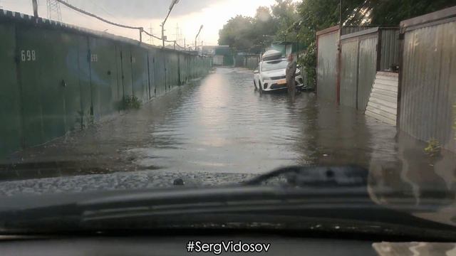 Москва 15.07.2024 Ливень в 15.00 | SpiderChannel | FullHD | 217
