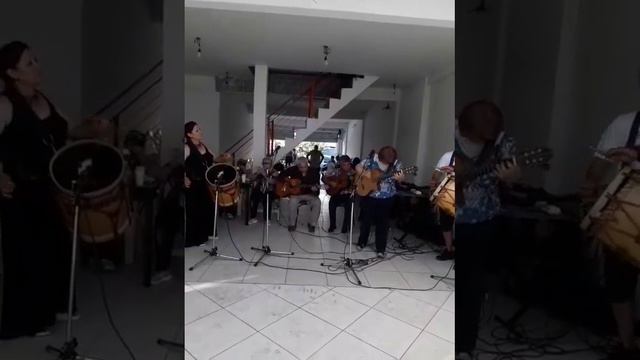 Alicia Pereyra En El Patio De Miguel Ramírez
