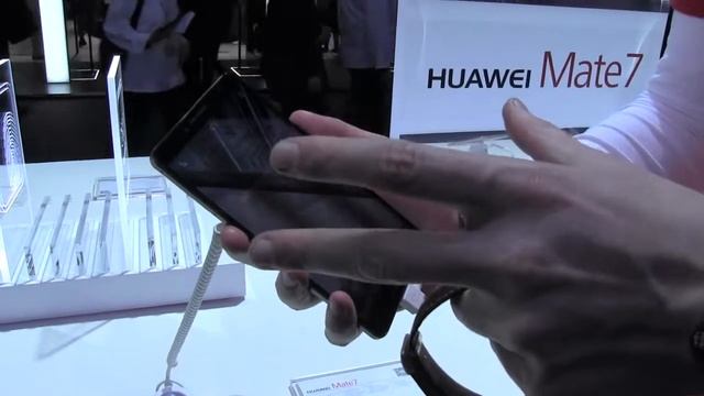 Demostración de Huawei Mate 7 y TalkBand B2 смотреть онлайн