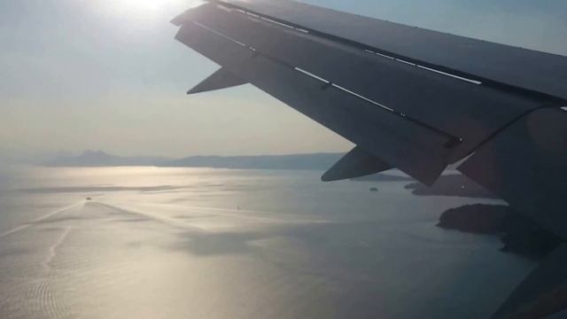 Beautiful Scenic Landing at Skiathos Airport (Thomson Airways) смотреть онлайн