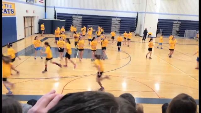 VLOG 34: 4/29-5/5 (crazy jump ropers, weekend of silence, Wegman's THIEF, beets?, & more!) смотреть онлайн