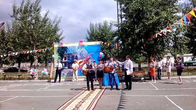 Дима Песня под Гитару Выпускникам Линейка смотреть онлайн