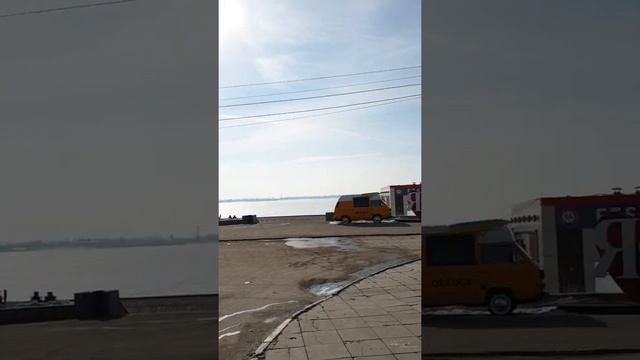 Достопримечательности Саратова. Памятник у реки. смотреть онлайн