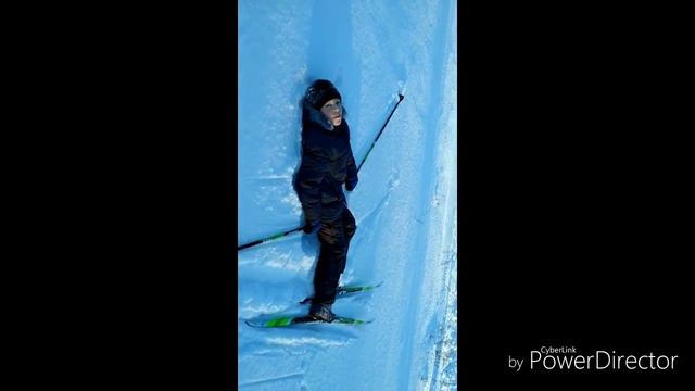 Прогулка на лыжах смотреть онлайн