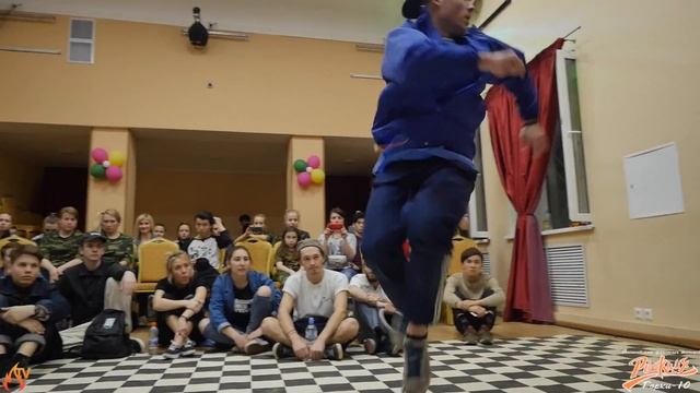 P.Z vs. Мамонова Мария - FINAL - HIP-HOP PRO - РЕАКЦИЯ 2017 смотреть онлайн