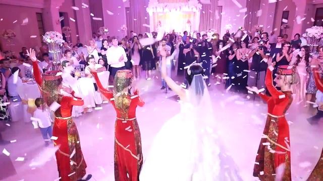 Davit & Zara Wedding Dance смотреть онлайн