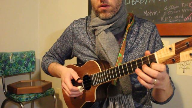 Ukulele Handbook: Dminor Etude смотреть онлайн
