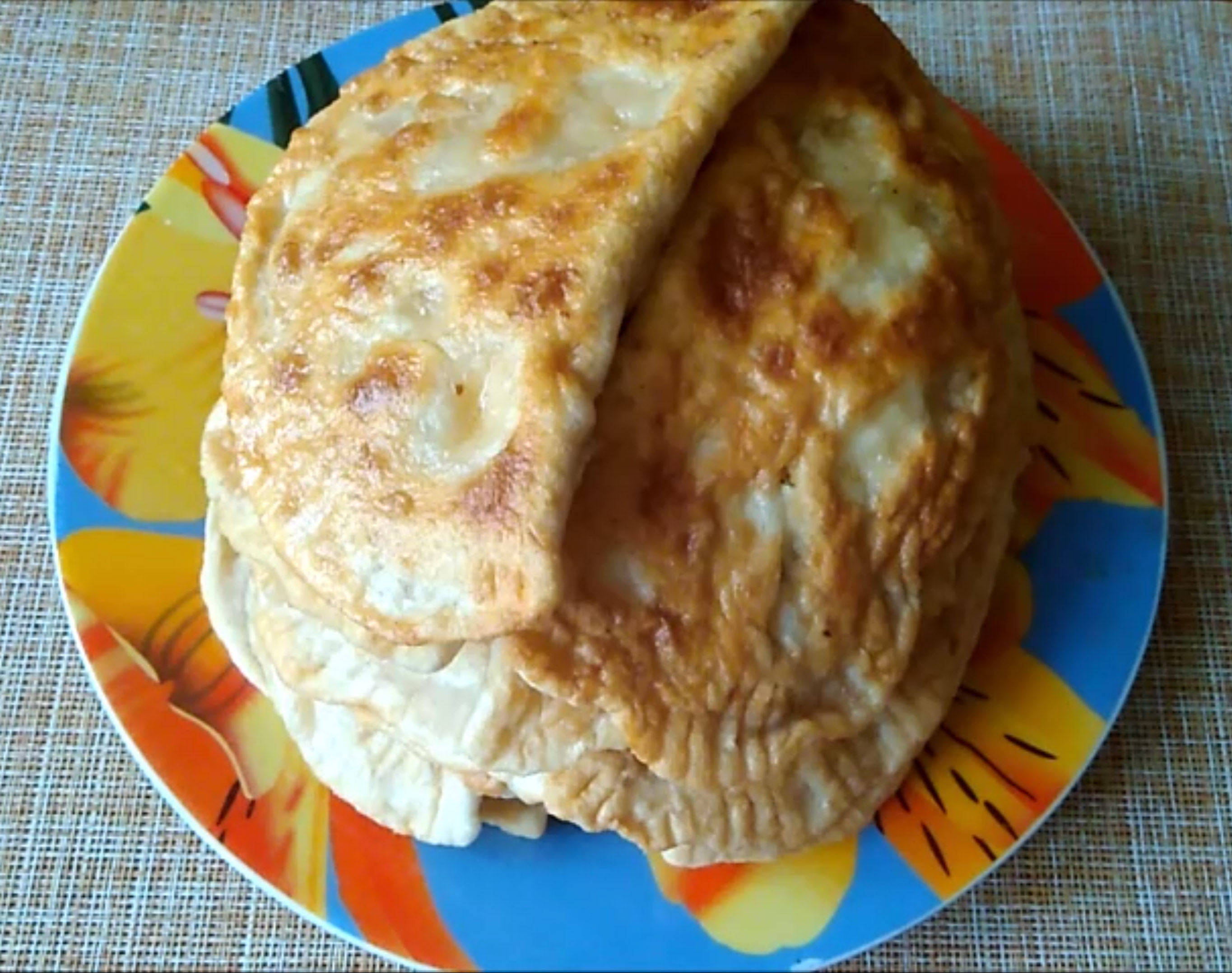 Лепёшки Чуду с творогом и зеленью.mp4 смотреть онлайн