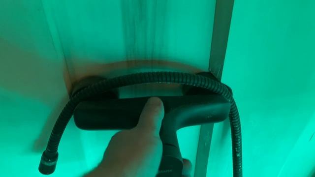 Парная из НЕОБРЕЗНОЙ ЛИПЫ с печью ОПТИМА в сетке.