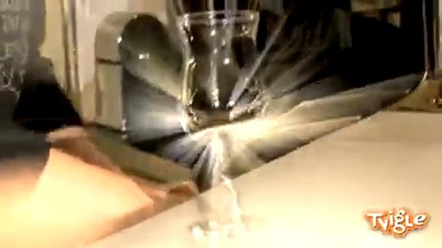 Молочно-ванильный_коктейль.flv смотреть онлайн
