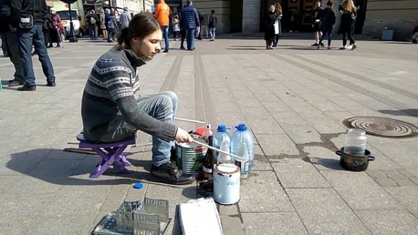 Уличный музыкант на улицах Питера. Барабанщик Алексей Шевченко (ЧАСТЬ 1)