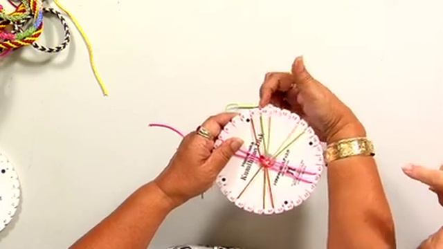 The Joy of Crafting 197/1 - Kumihimo 12-Strand Spiral Braid смотреть онлайн