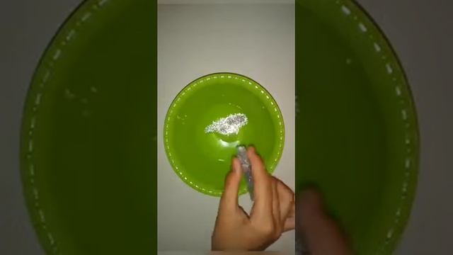 ШОК комочки в слайме???!!! Проверка клея KWELT? Он РАБОТАЕТ? смотреть онлайн