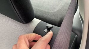 TOYOTA YARIS - How to fold down rear seats flat