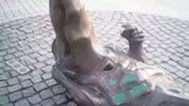 В городе .Самаре памятник, персонажу Корнея чуковского телефон.Реклама Мегафон1 смотреть онлайн