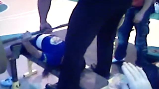 Расслабилась. Поленилась жать смотреть онлайн